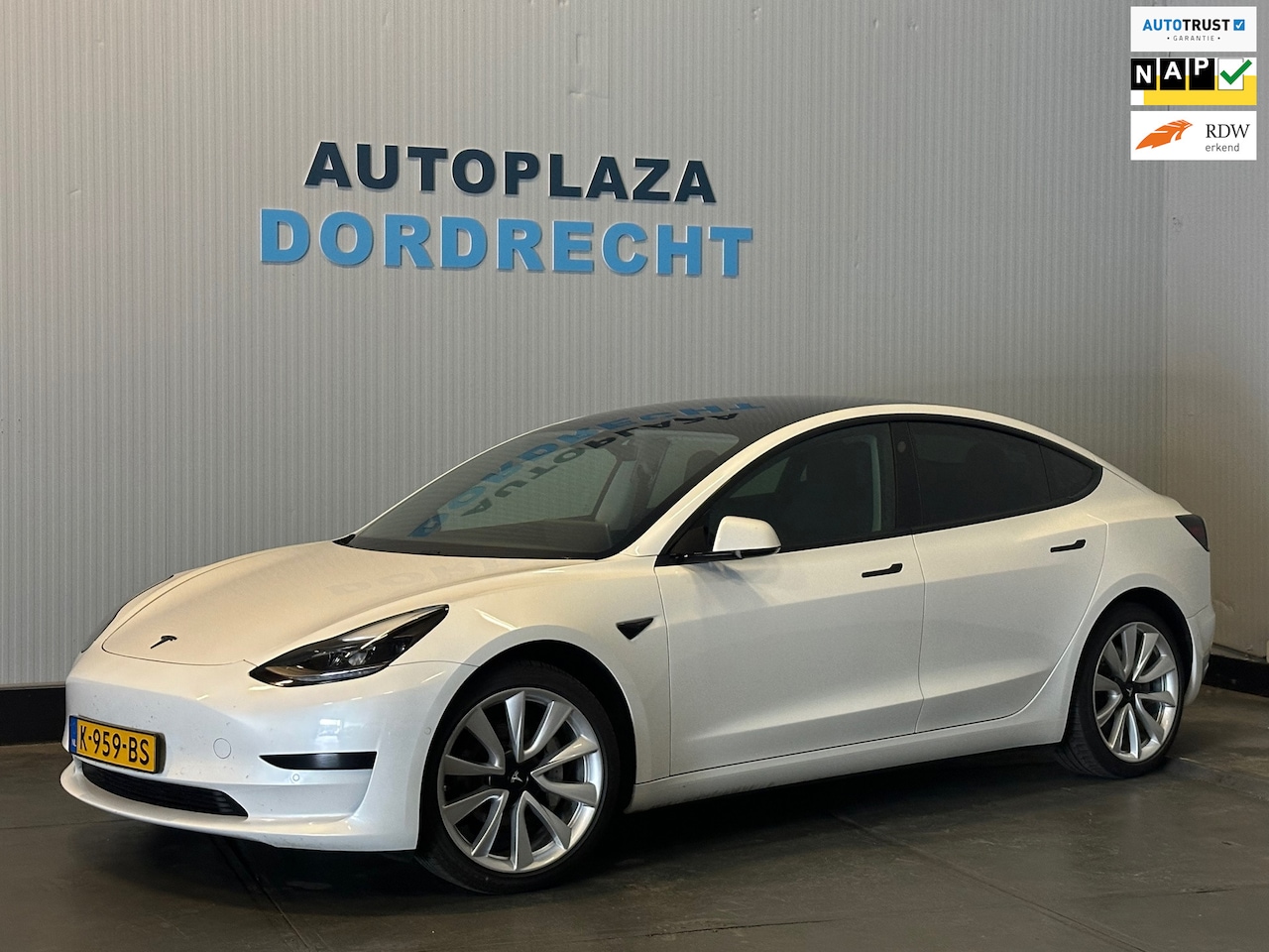 Tesla Model 3 - Standard RWD Plus 60 kWh - AutoWereld.nl