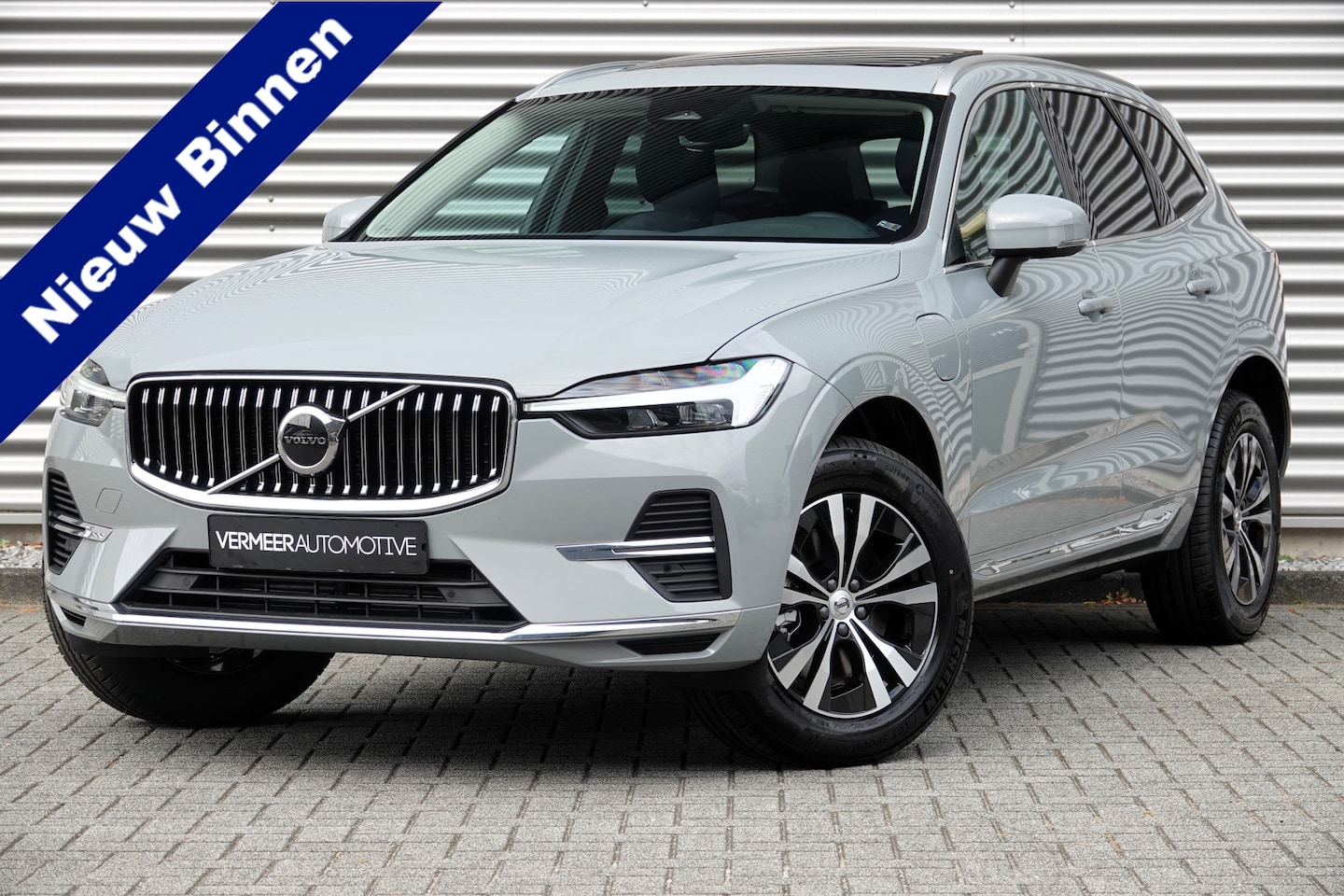 Volvo XC60 - 2.0 T6 Plug-in hybrid AWD Core Bright | NIEUW | | Panoramadak | ACC | Camera | - AutoWereld.nl