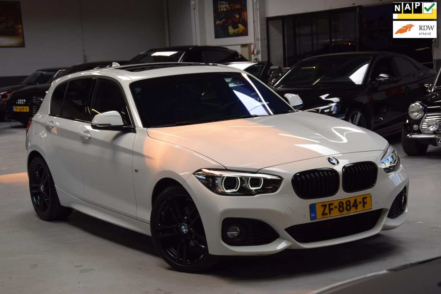 BMW 1-serie - 118i Edition M Sport Shadow High Executive *M-Sport* Schuif/kantel-dak|Org.NL|Dealer onder - AutoWereld.nl