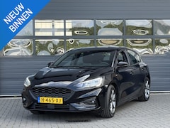 Ford Focus - 1.0 ECOBOOST ST LINE BUSINESS I WINTERPAKKET I CAMERA I CARPLAY I V/D EERSTE EIGENAAR I CR
