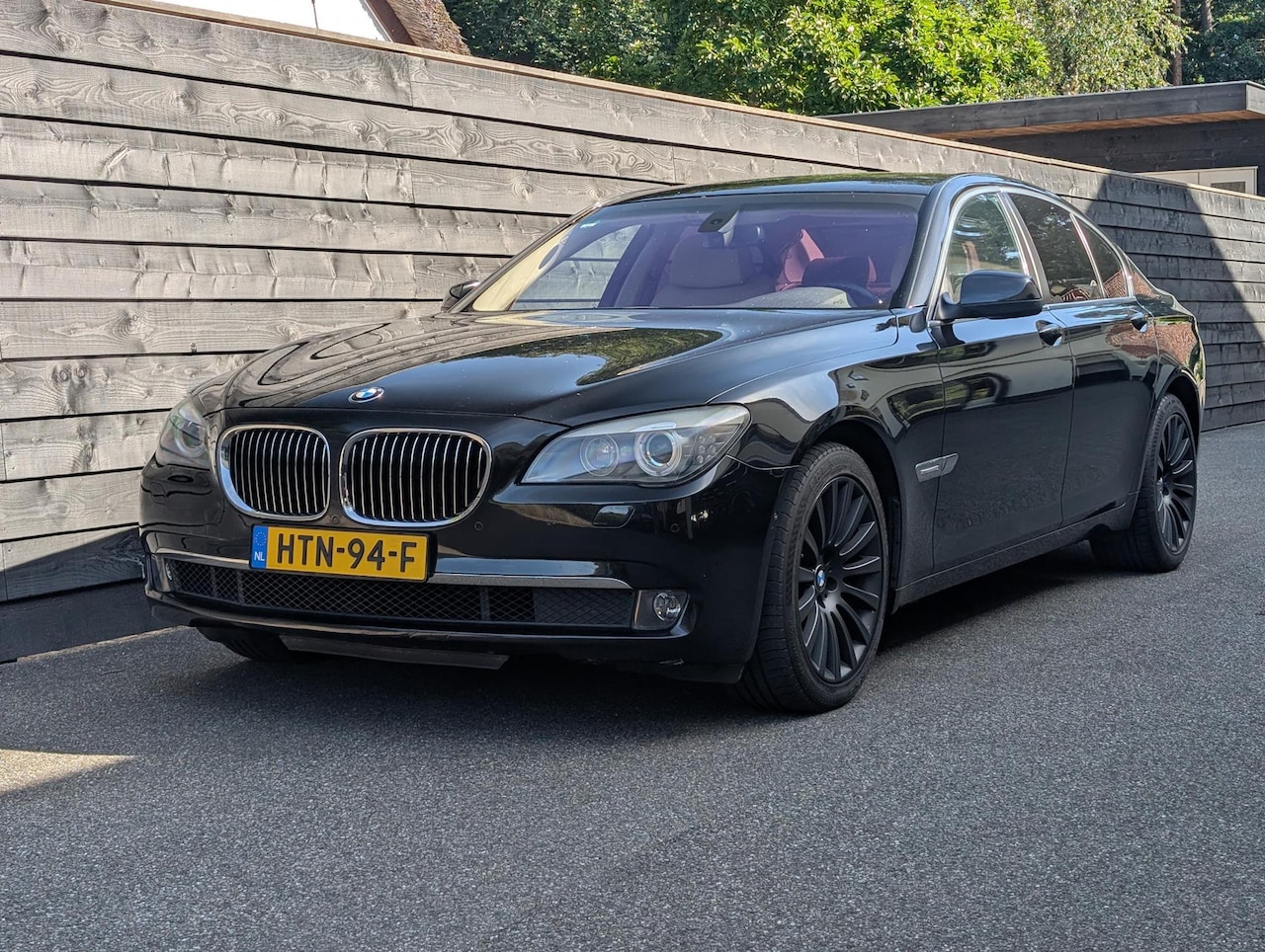 BMW 7-serie - 750i - Zwitserse auto - Goed onderhouden - AutoWereld.nl