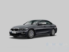 BMW 3-serie - 330e High Executive M Sport | M Performance | Panoramadak | 360° Camera | Assisted Driving