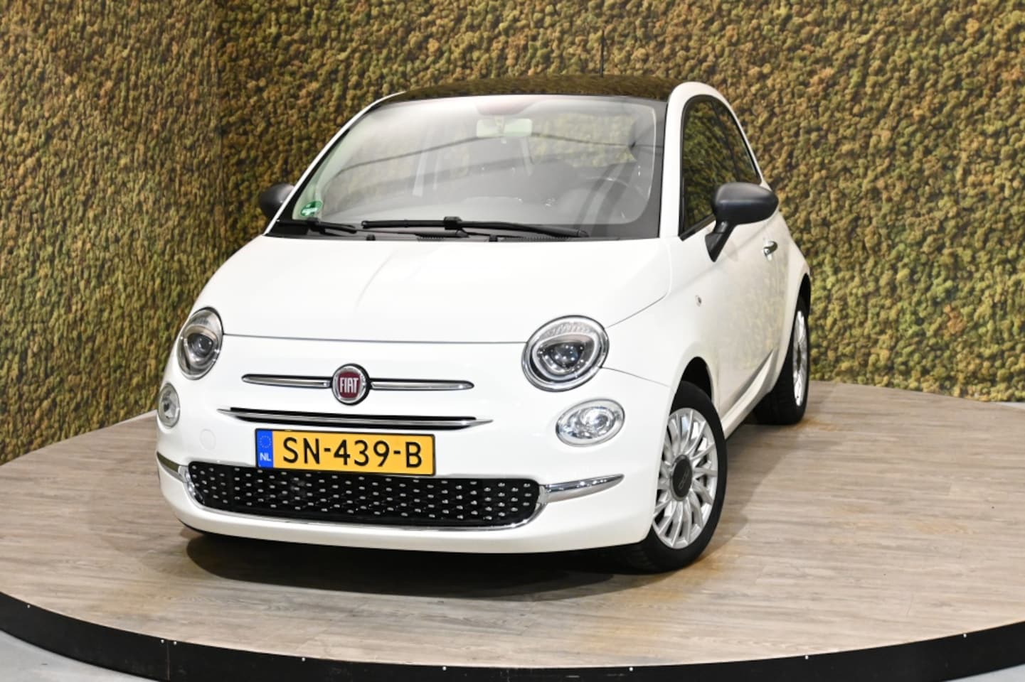 Fiat 500 - 1.2 Lounge | PDC | Airco - AutoWereld.nl