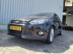 Ford Focus Wagon - 1.6 EcoBoost Titanium - Airco - Leer - Motor Defect