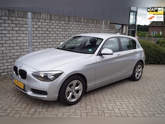 BMW 1-serie - 114i EDE 5 Deurs Airco Navi 4x Elektrische Ramen Elektrische Spiegels Bluetooth LMV