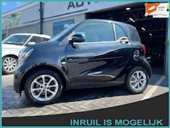 Smart Fortwo - 1.0 Pure Airco / Navigatie / Panoramadak