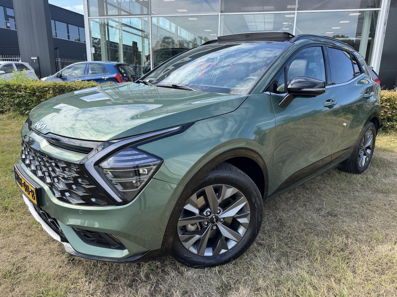 Kia Sportage - 1.6 T-GDi Hybrid GT-PlusLine | Afneembare Trekhaak | Complete Uitvoering | Schuif/Kantelda - AutoWereld.nl