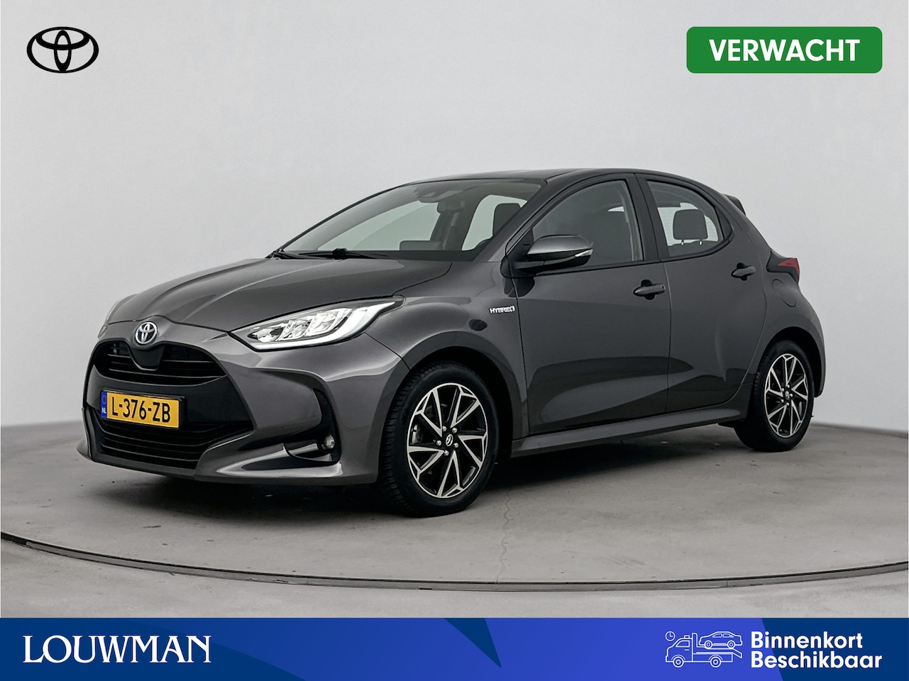 Toyota Yaris - 1.5 Hybrid Business Plus | 16" Lichtmetalen velgen | Navigatie | Parkeercamera | - AutoWereld.nl