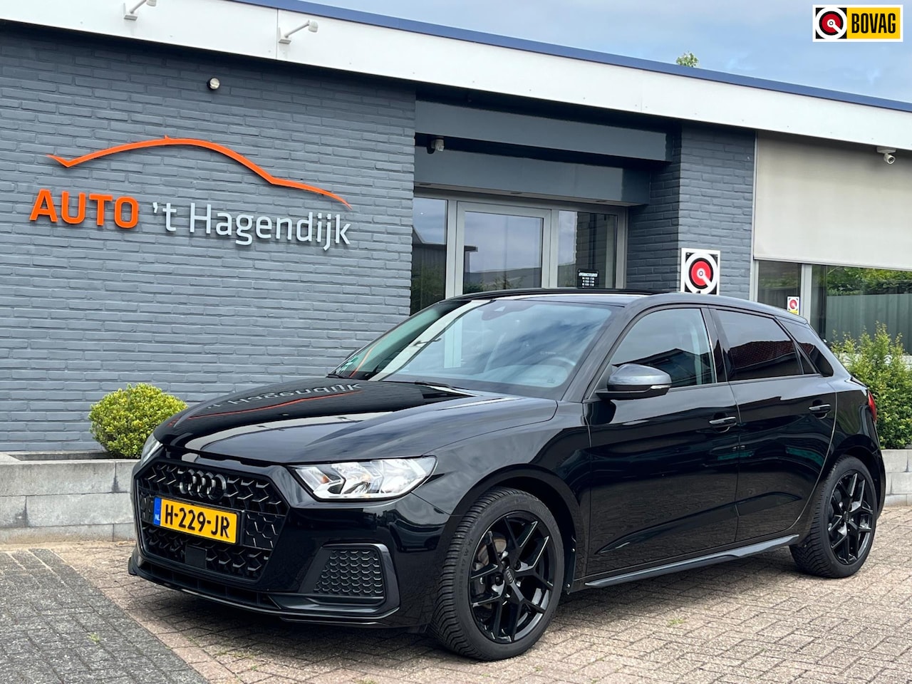 Audi A1 Sportback - 25 TFSI AUT S-line navi clima 17" NAP NL-auto - AutoWereld.nl
