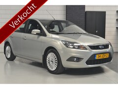Ford Focus - 1.8 Limited // CLIMA // CRUISE // NAVI // TREKHAAK //