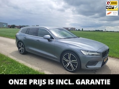 Volvo V60 - 2.0 T5 2019 Automaat 250PK electr trekhaak/achterklep camera