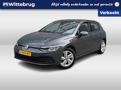 Volkswagen Golf - 1.5 TSI Life / Navigatie / Achteruitrij camera / Parkeersensoren V+A / App connect /