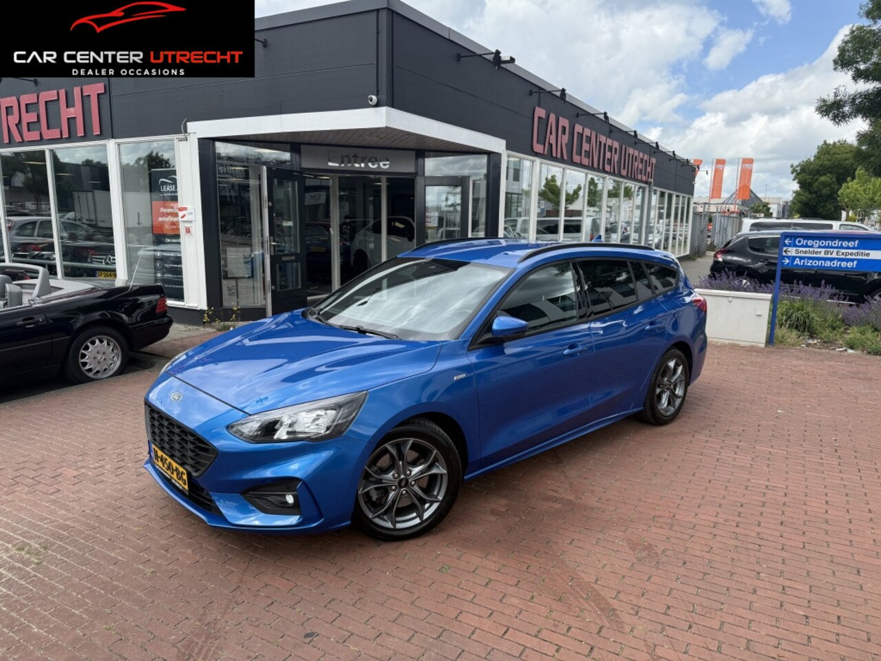 Ford Focus Wagon - 1.5 EcoBoost ST Line Business 1.5 EcoBoost ST Line Business - AutoWereld.nl