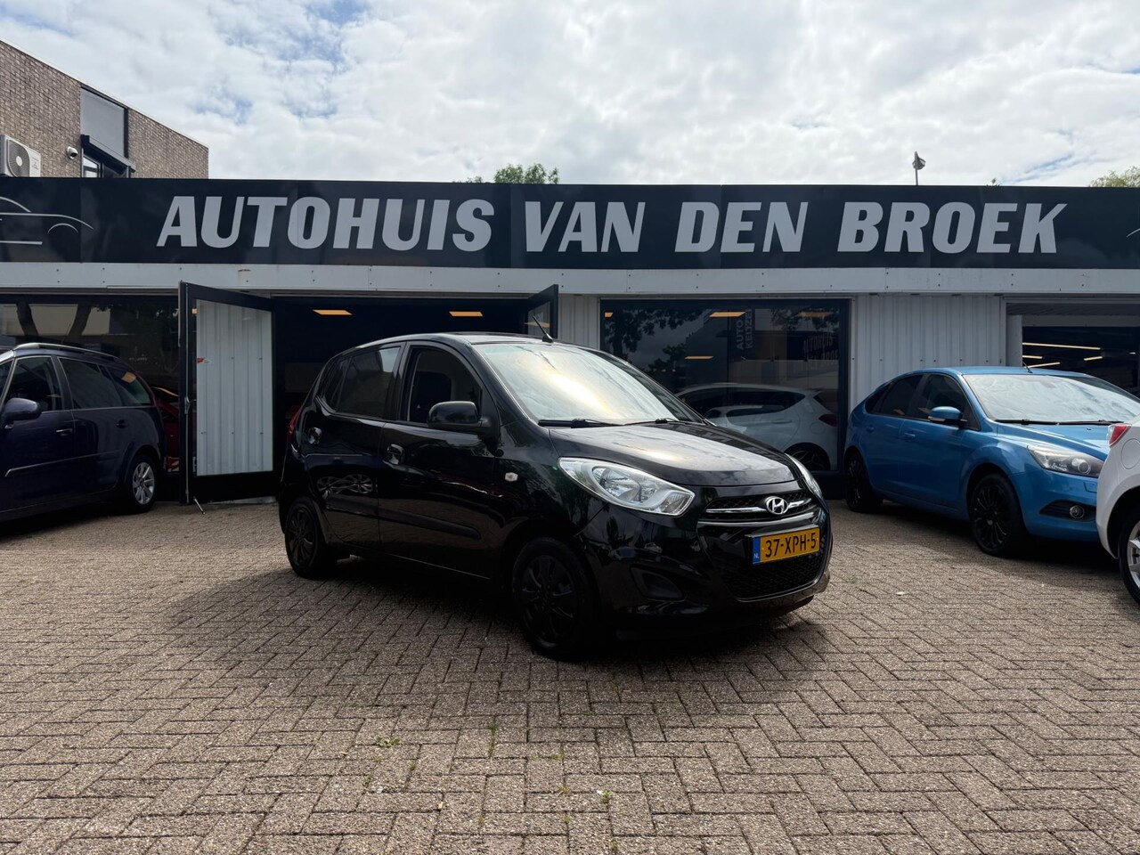Hyundai i10 - 1.1 i-Drive Cool 5Deurs Airco Elek Pakket Nw Apk Inruil Koopje - AutoWereld.nl