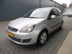 Ford Fiesta - 1.4-16V FUTURA