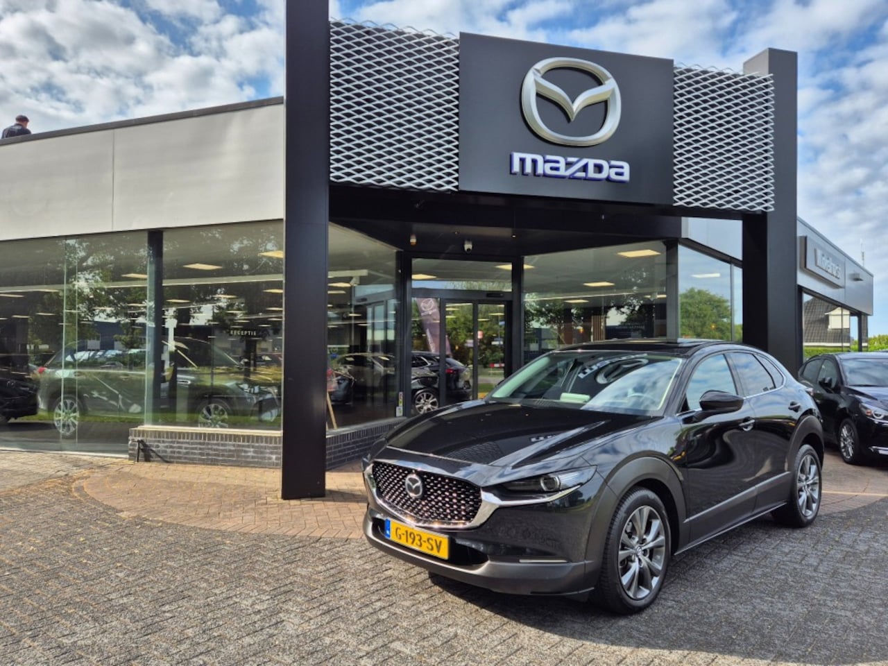 Mazda CX-30 - SKYACTIV-X 180 6AT LUXURY / Trekhaak  /Sunroof - AutoWereld.nl