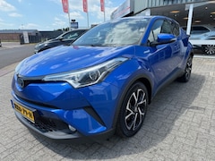 Toyota C-HR - 1.8 Hybrid TEAM D