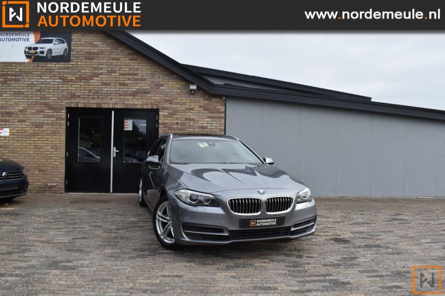 BMW 5-serie - 520d High Executive 520D HIGH EXECUTIVE, Xenon, Leder, Pano - AutoWereld.nl