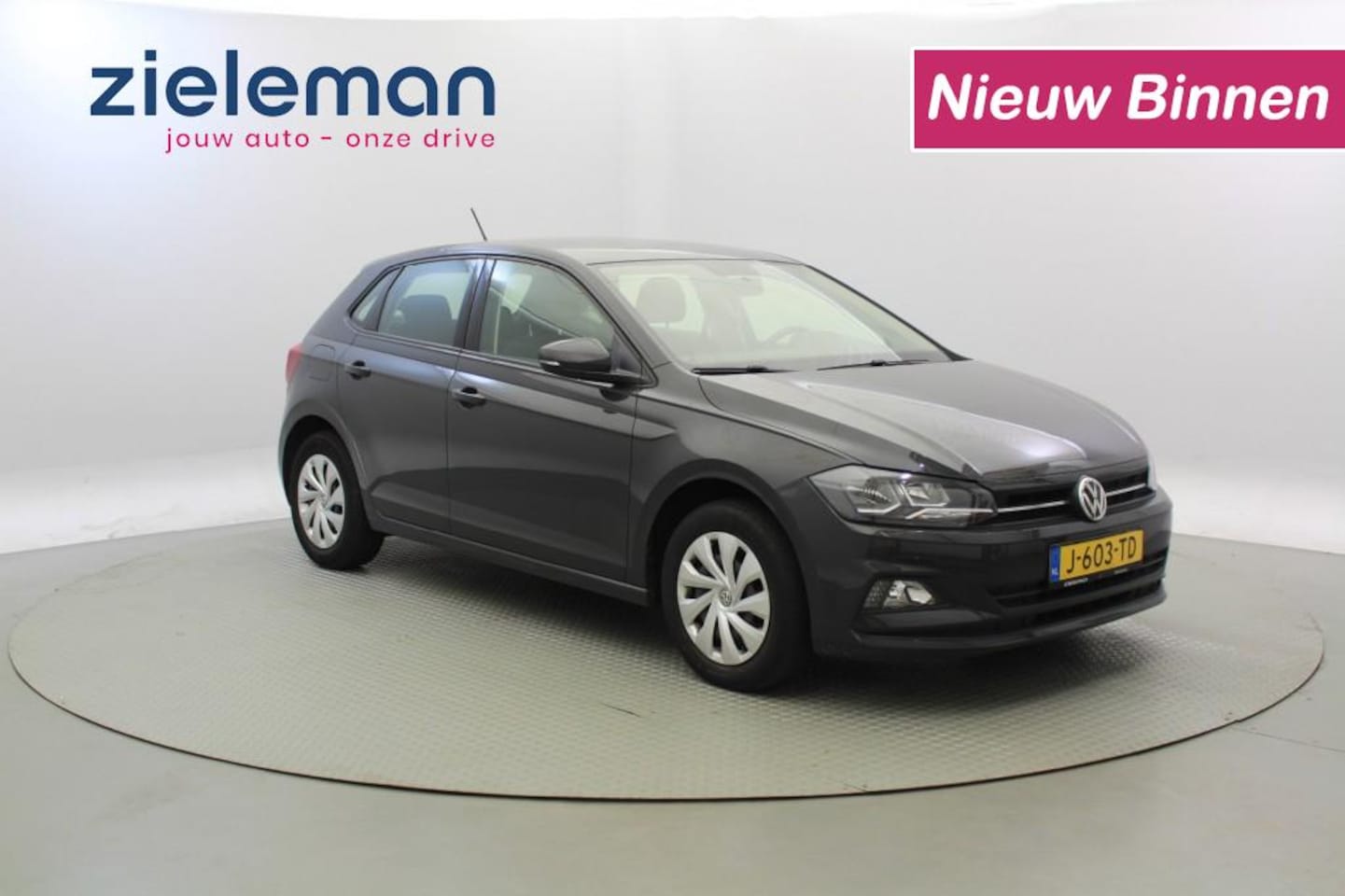 Volkswagen Polo - 1.0 Comfortline - Airco, Cruise - AutoWereld.nl