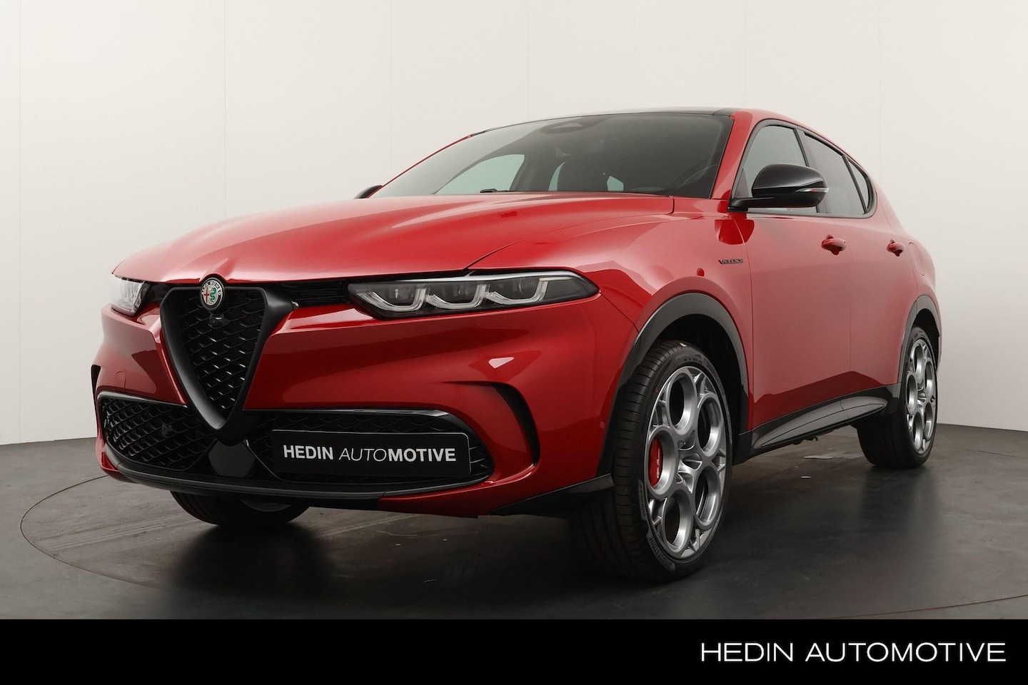 Alfa Romeo Tonale - 1.3T PHEV Veloce | Schuif/ Kanteldak | Camera | Navigatie | Leder bekleding | - AutoWereld.nl