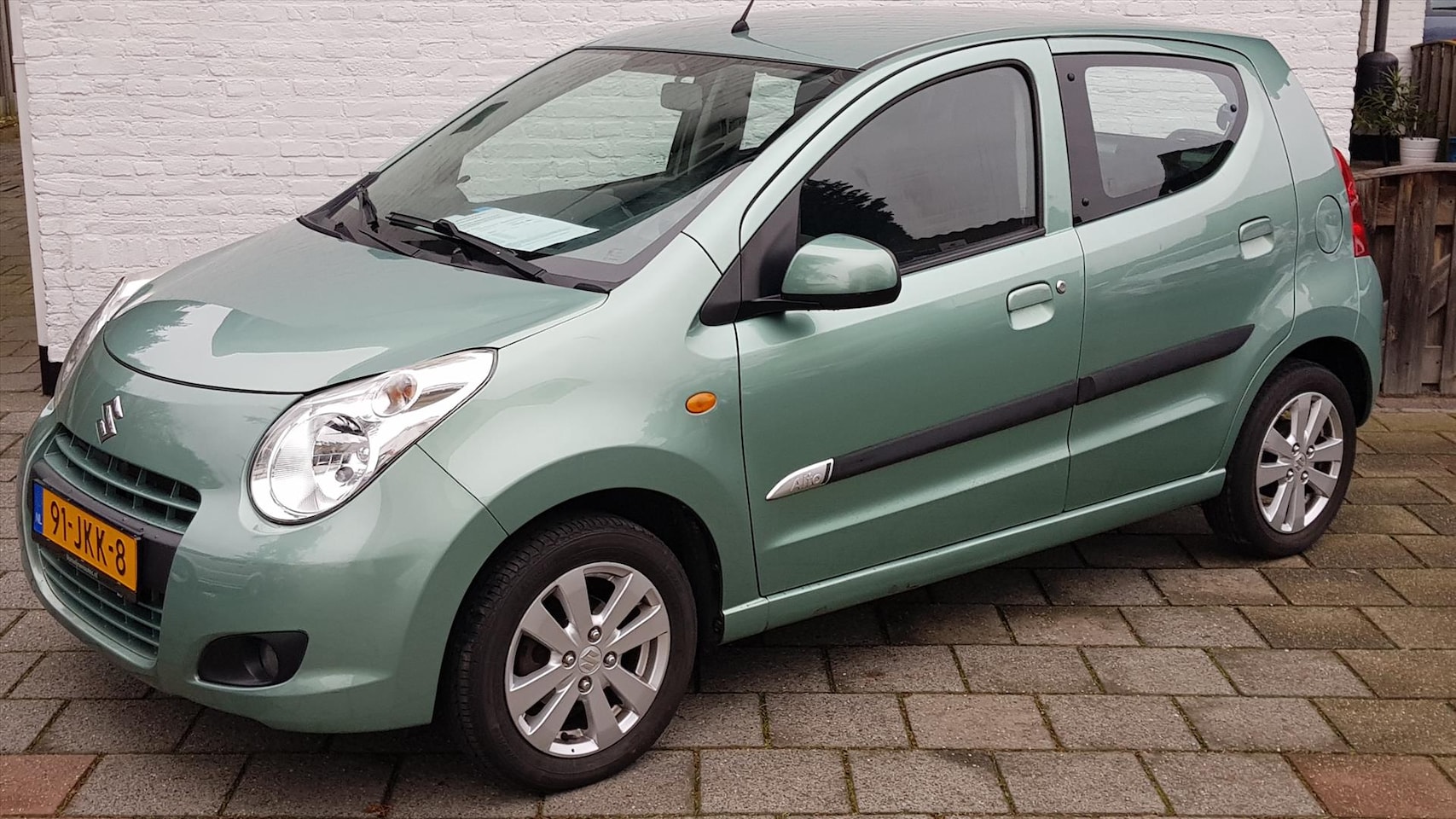 Suzuki Alto - 1.0 5drs exclusive automaat - AutoWereld.nl