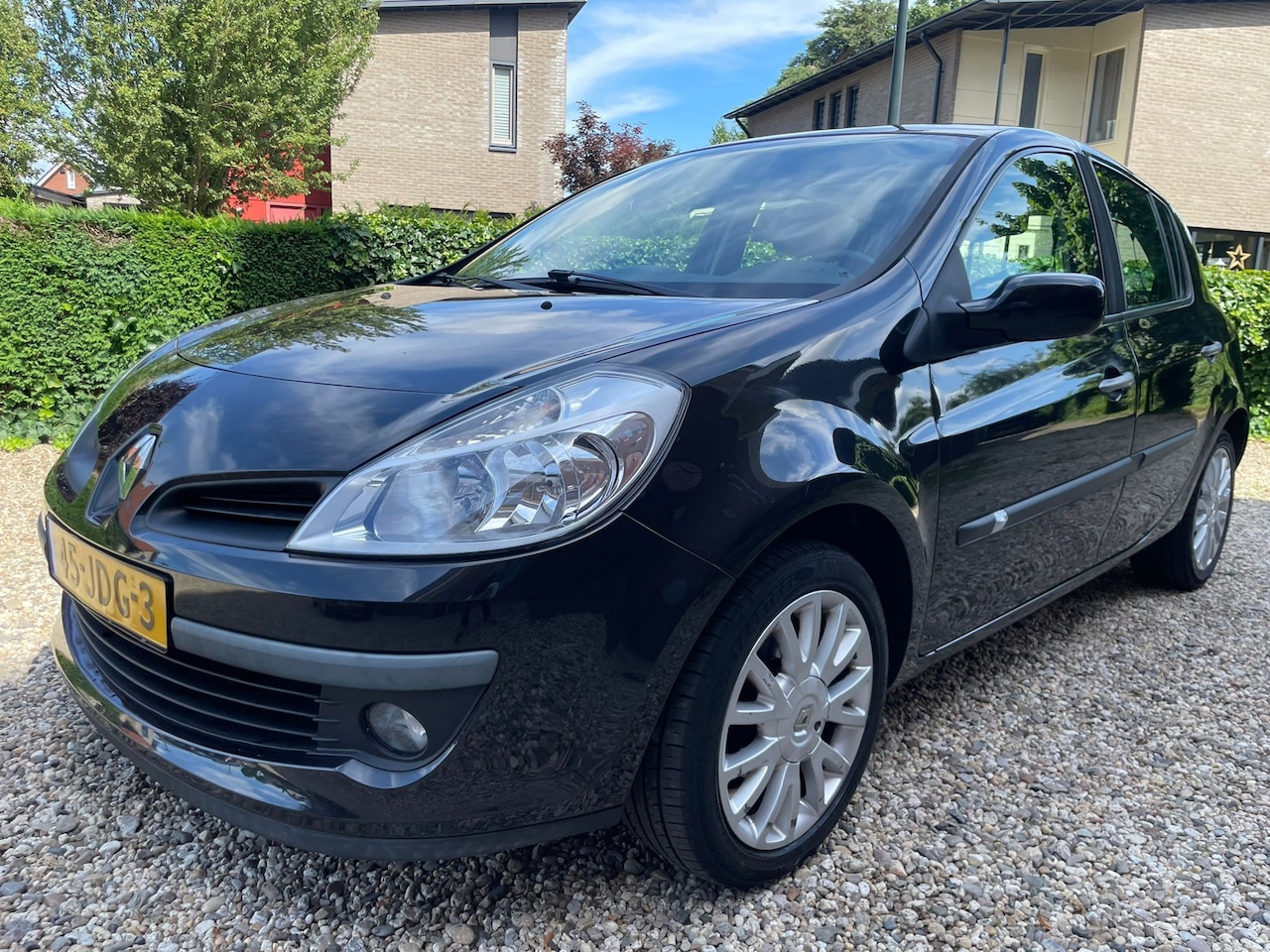 Renault Clio - 1.2-16V Collection 1.2-16V Collection - AutoWereld.nl