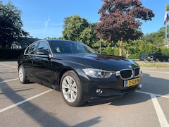 BMW 3-serie - 316i Executive