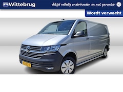 Volkswagen Transporter - 6.1 - 2.0 TDI L2H1 Comfortline 150 pk / Trekhaak / Navigatie