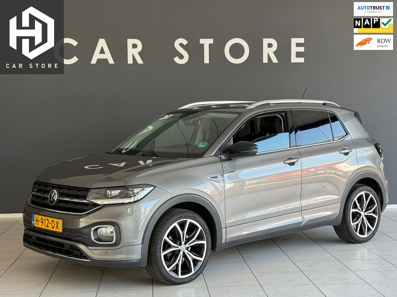 Volkswagen T-Cross - 1.0 TSI 116pk R-Line 18''|LED|ACC|CLIMA|Dealer Onderhouden - AutoWereld.nl