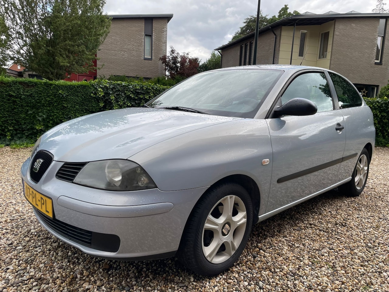 SEAT Ibiza - 1.4-16V Reference 1.4-16V Reference - AutoWereld.nl
