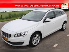 Volvo V60 - 2.0 D3 Momentum //AUTOMAAT //