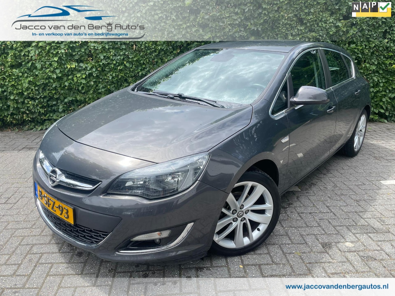 Opel Astra - 1.4 Turbo Sport I Navigatie I Trekhaak - AutoWereld.nl
