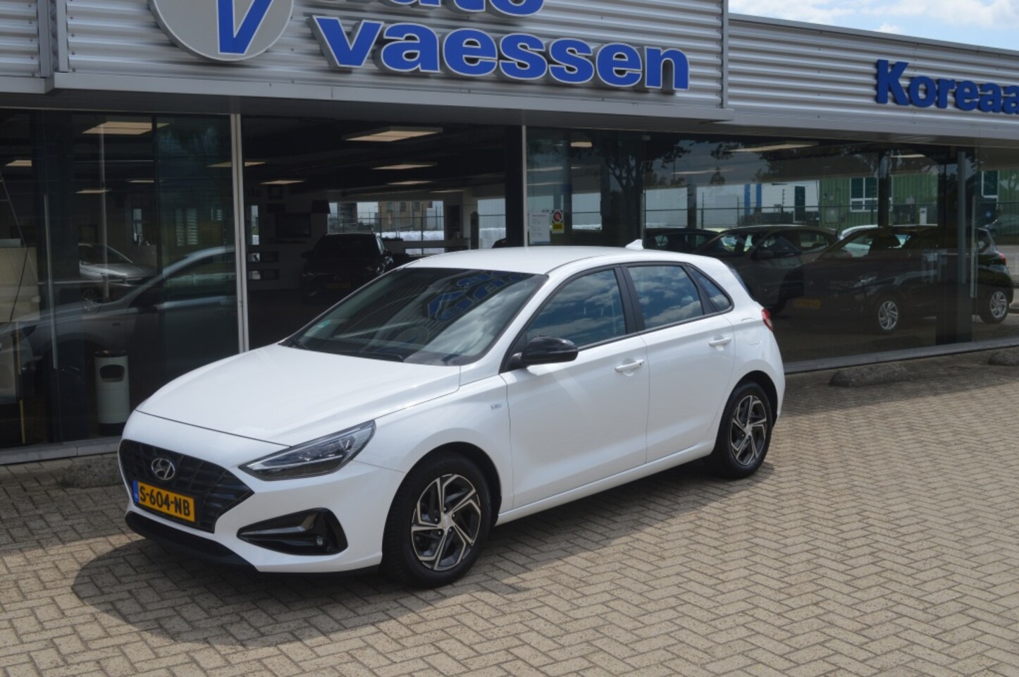 Hyundai i30 - 1.0 T-GDi MHEV Comfort Smart Navi NL-auto - AutoWereld.nl