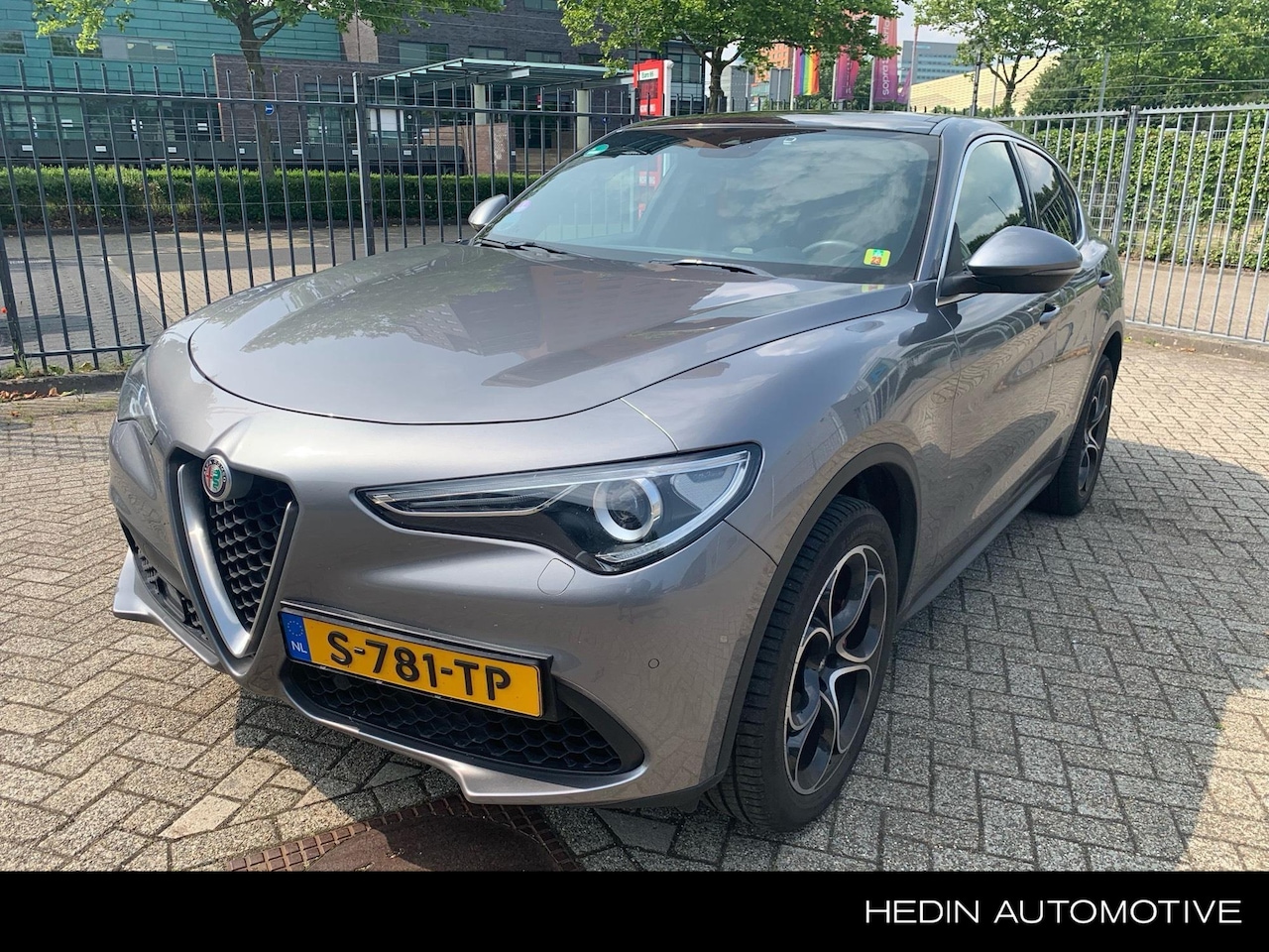 Alfa Romeo Stelvio - 2.0 T AWD Super | Schuif/kanteldak | Veloce Interieur | Schakelflippers - AutoWereld.nl