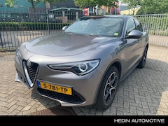 Alfa Romeo Stelvio - 2.0 T AWD Super | Schuif/kanteldak | Veloce Interieur | Schakelflippers
