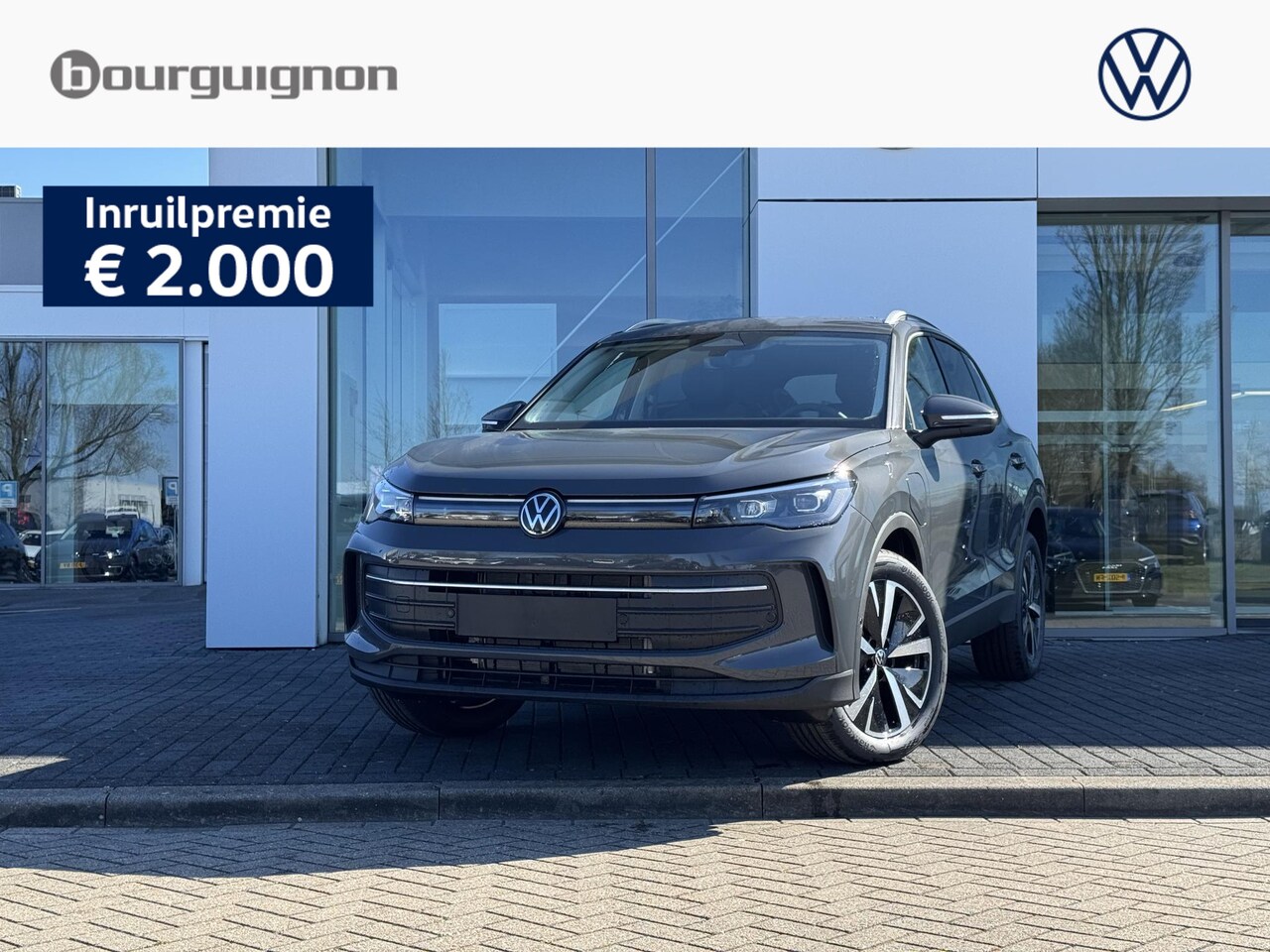 Volkswagen Tiguan - Life Edition 1.5 eHybrid 204 pk | Camera | Adaptive Cruise | Elektrische Achterklep | Draa - AutoWereld.nl