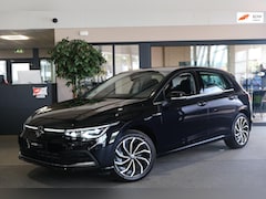 Volkswagen Golf - 1.5 eTSI Style DSG Navi Virtual Trek Ambiant Led Pdc Acc