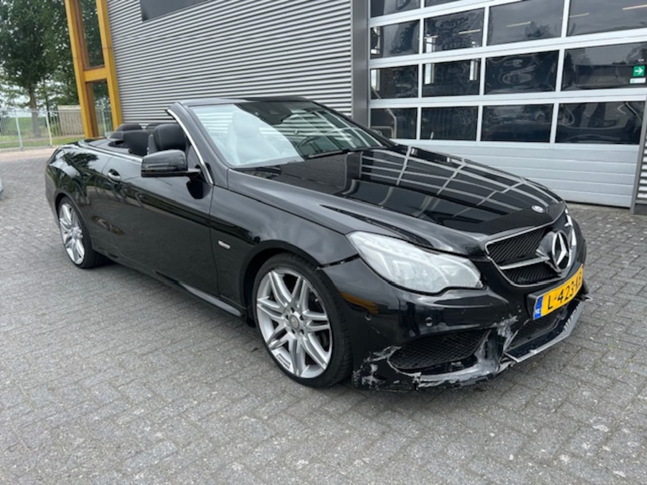 Mercedes-Benz E-klasse Cabrio - 200 Aut AMG-Line Leer Prestige Sport Edition - AutoWereld.nl