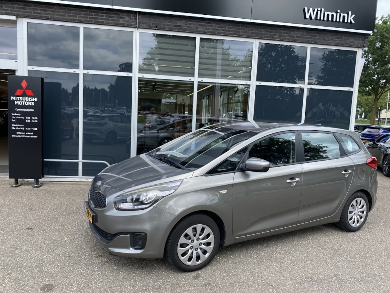 Kia Carens - 1.6 GDi ComfortLine | Trekhaak | 7 Persoons - AutoWereld.nl