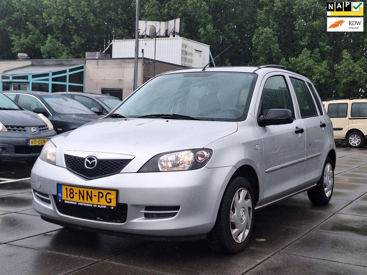 Mazda 2 - €2100,-1.4 Exclusive Airco Trekhaak INRUIL - AutoWereld.nl
