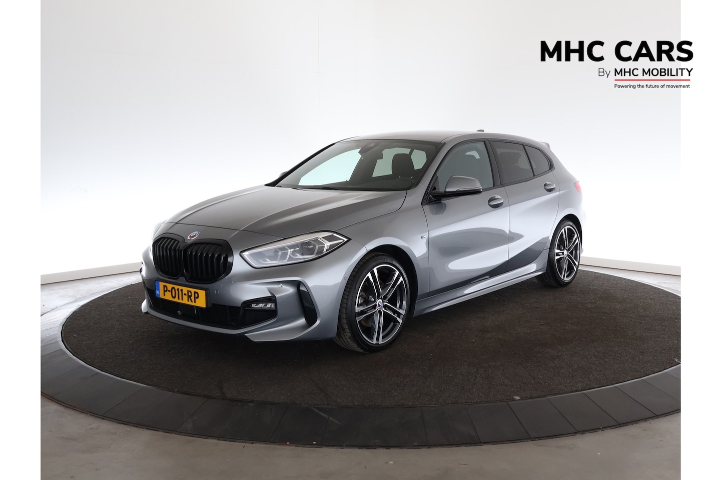 BMW 1-serie - 118i Executive | M-pakket | Trekhaak | Camera | Stoelverwarming | - AutoWereld.nl