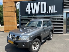 Nissan Patrol GR - 3.0 TD 3 DRS VAN 4X4 AIRCO 3500 KG YOUNG TIMER € 8990 EXCL Auto in goede staat dealer onde