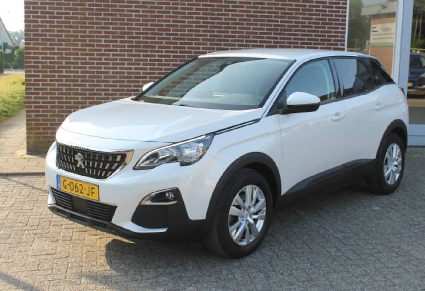 Peugeot 3008 - 1.2 PureTech 130pk S&amp;S Active
