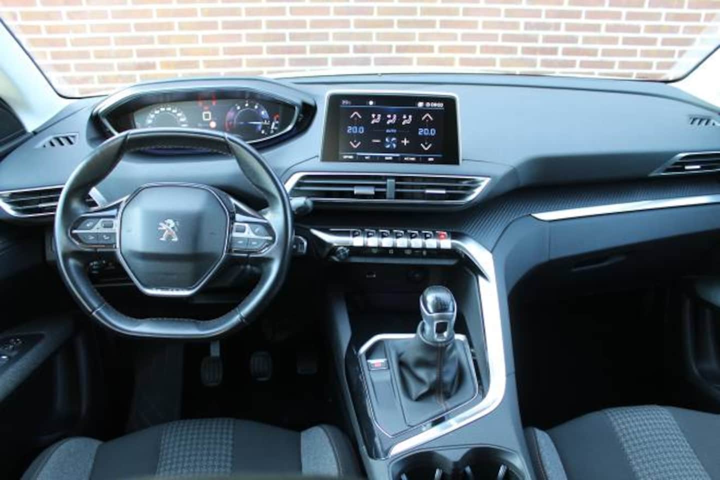 Peugeot 3008 - 1.2 PureTech 130pk S&amp;S Active
