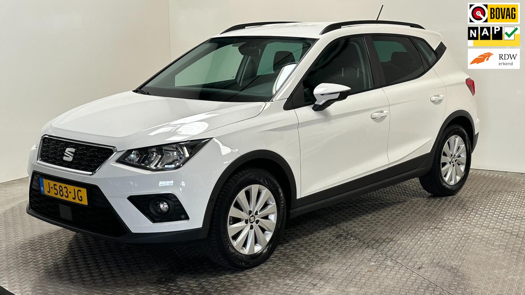SEAT Arona - 1.0 TSI Style Business Intense benzine trekhaak navigatie camera carplay andriod - AutoWereld.nl