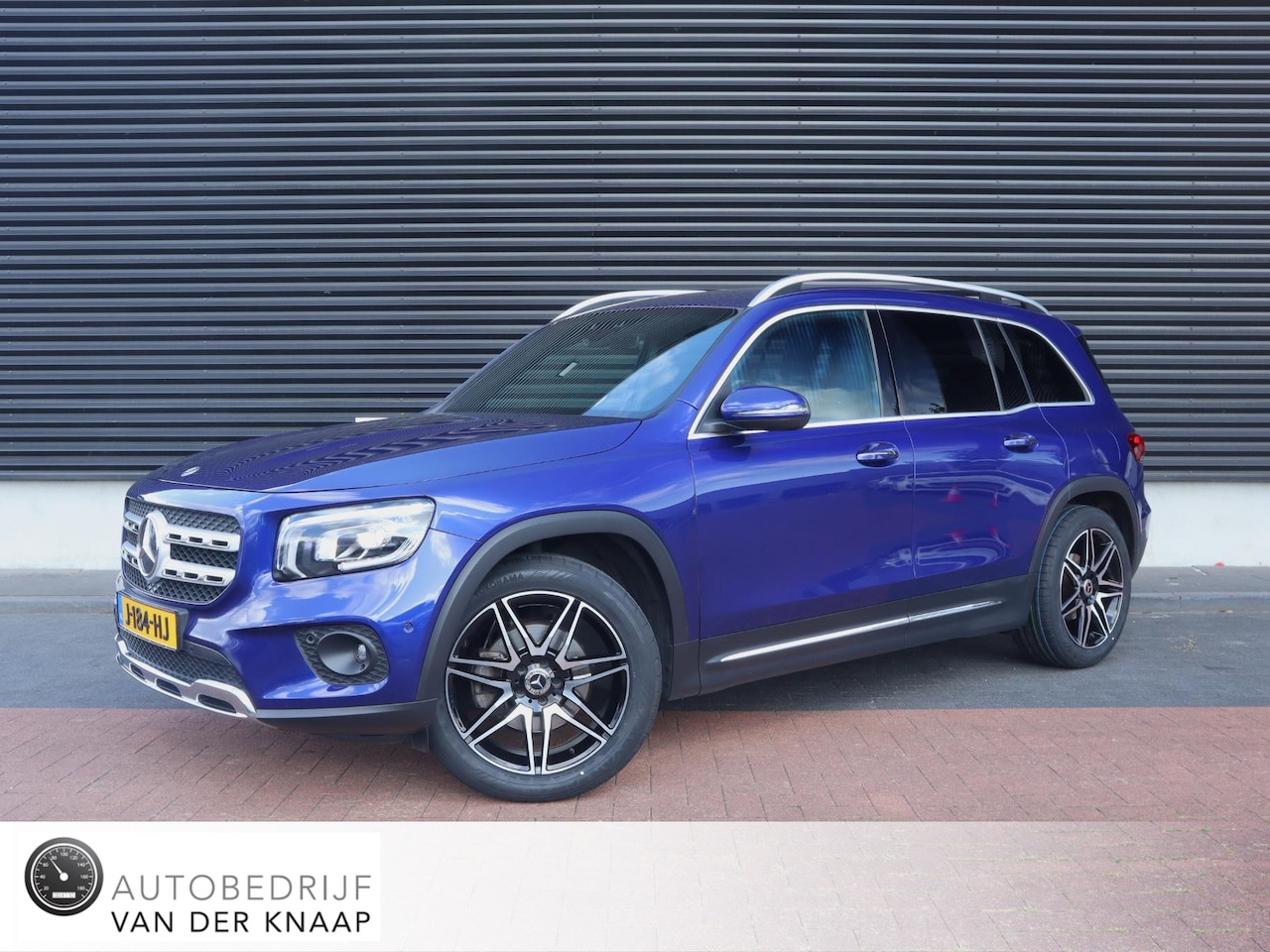 Mercedes-Benz GLB - 200 Premium | Clima | Cruise | Navi Full Map | Dealer onderhouden | Stof/Leder | LED | Com - AutoWereld.nl