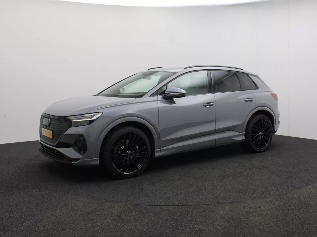 Audi Q4 e-tron - 45 quattro Advanced edition 82 kWh | BLACK EDITION | € 759,- | HK full op lease actie - AutoWereld.nl