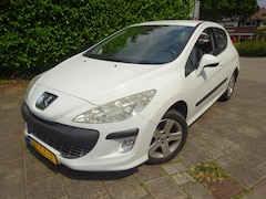 Peugeot 308 - MET AIRCO & APK TOT 01-11-2024