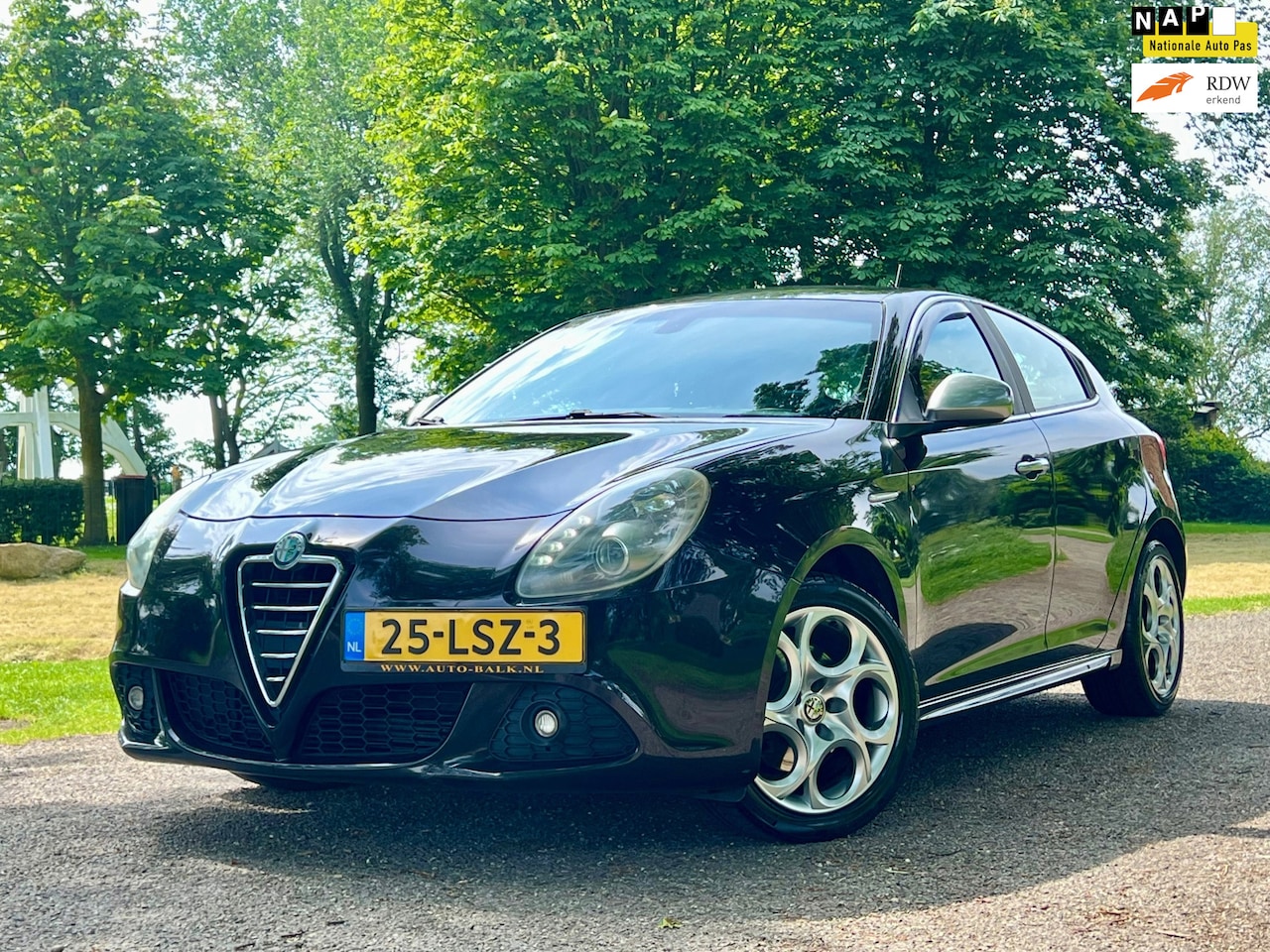 Alfa Romeo Giulietta - 1.4 T Distinctive | Airco + Cruise + Lederbekleding | - AutoWereld.nl