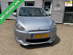 Mitsubishi Space Star - 1.0 Bright lage km std met airco winterbanden afstd bediening